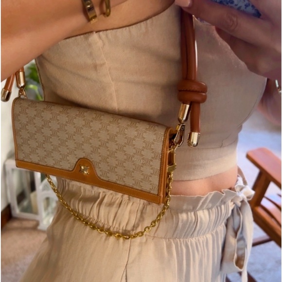 CELINE Authentic vintage Celine long wallet redesigned - Picture 10 of 13